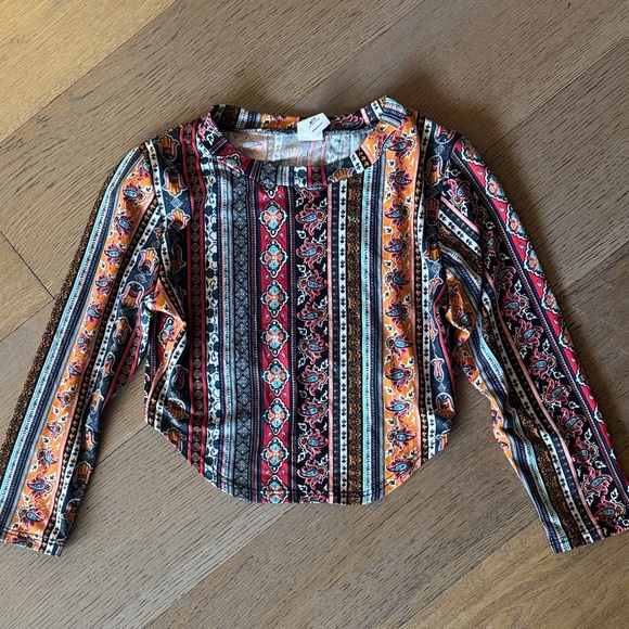 Colorful Printed Cropped Top - Picture 1 of 4